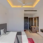 Oyo Townhouse 484 Sanskriti