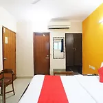 Hotel Westend Holiday Home 5 Mint From Nizamuddin Railway Station