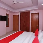 OYO 35361 Leisurrestay