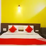 Oyo Svaruchi Inn Near M2K Cinemas Rohini