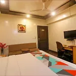 Fabexpress Welcome Palace Near New Delhi Railway Station