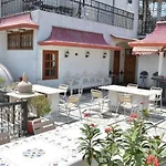 Bajaj Indian Home Stay