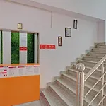 Oyo 81168 Collection O Dwarka Mor