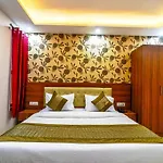 Hotel Urban Tree At Delhi Airport