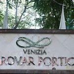 Venizia Sarovar Portico