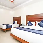 HOTEL THE GLORY - Near New Delhi Airport