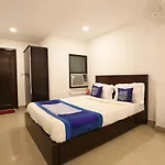 Oyo Hotel Marina