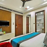 Hotel Delhi Fab