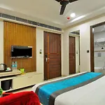 Hotel Delhi Fab