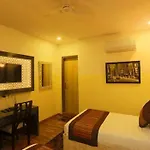 Hotel Plazzo