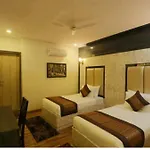 Hotel Plazzo