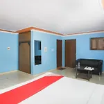Oyo 74656 Hotel Quadis