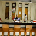 Hotel Centra Inn