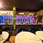 Hotel Royal Castle Grand