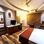 Hotel Royal Castle Grand