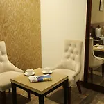 Hotel Lohias Delhi Airport