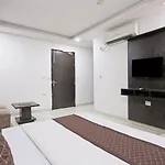Hotel Belwood Delhi Airport