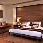 Udman Hotel Panchshila Park