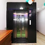 Airport Hotel Shivaka Inn