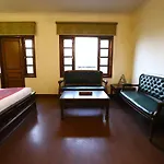 Hotel Ambica Palace Aiims New Delhi - Couple Friendly Local Id Accepted