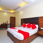 Hotel Hanuwant Inn