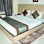 Hotel Lotus Suites At Delhi Airport