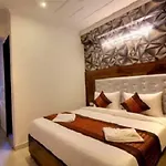 Hotel Ark-Of-Avalon Near Delhi Airport
