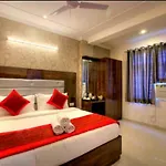 Hotel Ark-Of-Avalon Near Delhi Airport