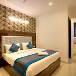 Hotel Ark-Of-Avalon Near Delhi Airport