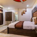 Hotel The Amour Dx Near Igi Airport Delhi
