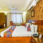 Fabhotel Signature Plaza