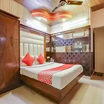 Hotel R Deluxe \