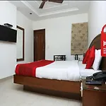 Hotel Red Snapper Suite Near Dashrathpuri Metro Station - By Ap Singh Hotels