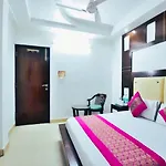 Hotel Red Snapper Suite Near Dashrathpuri Metro Station - By Ap Singh Hotels