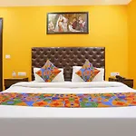 Fabexpress Taj Home Stay