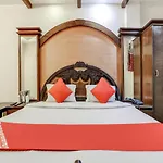 Hotel Roma Deluxe - New Delhi Railway Station