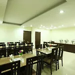 Hotel The Rts Plaza