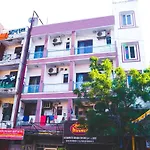 Premium Inn - Jangpura