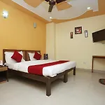 Airport Hotel Ambrosia