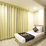 Hotel Ronit Royal Delhi Airport By D\'Capitol