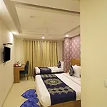 Hotel D\'Capitol - Delhi Airport