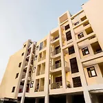 Oyo Royale Avenue