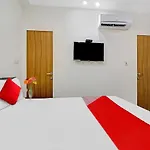 Flagship Park Avenue Casa Near Chhatarpur Metro Station