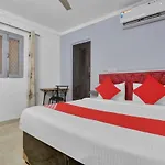 Flagship Comodo Inn Near The Chanakya