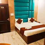 Hotel De Tark Near Igi Airport Delhi