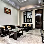 Florence Residency & Riviera Inn