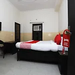 Oyo The Nest - Knowledge Park Near Pvr Ansal Plaza Greater Noida
