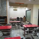 Hotel Mandakini Palace
