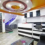 Oyo Flagship 42619 Diamond Key