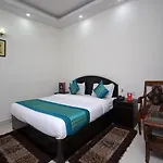 Hotel Vishesh Continental